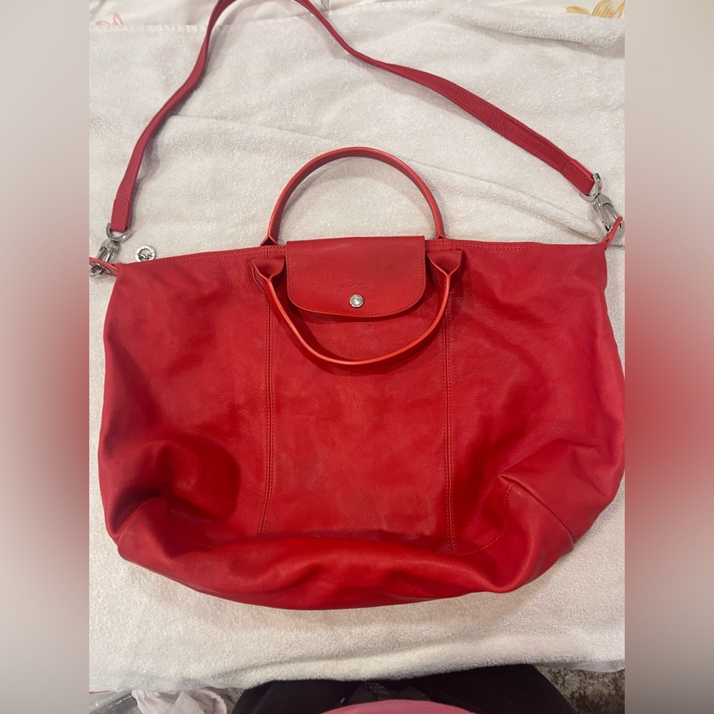 Longchamp Classic leather tote Carryall bright red! Beautiful bag!
